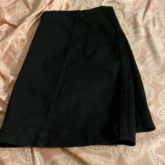 Skirt - Picture 2 of 4